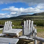 Koselig Med Uthus Pa Vakre Dovrefjell