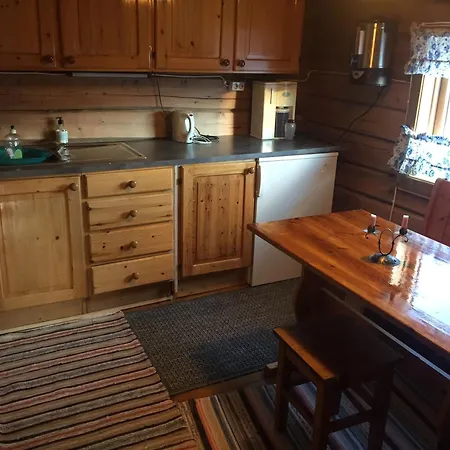 Koselig Med Uthus Pa Vakre Dovrefjell * Dovre